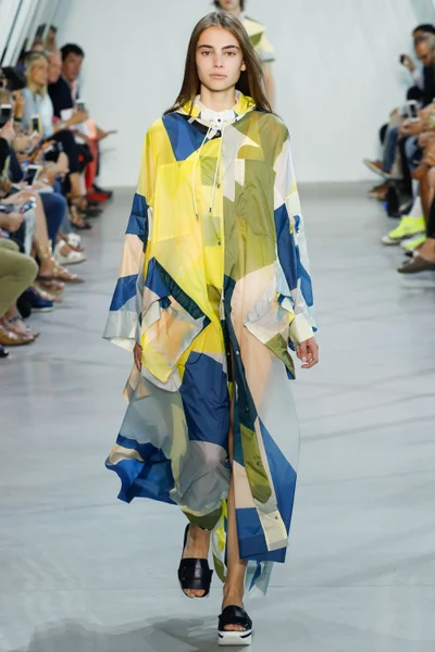 Look 46